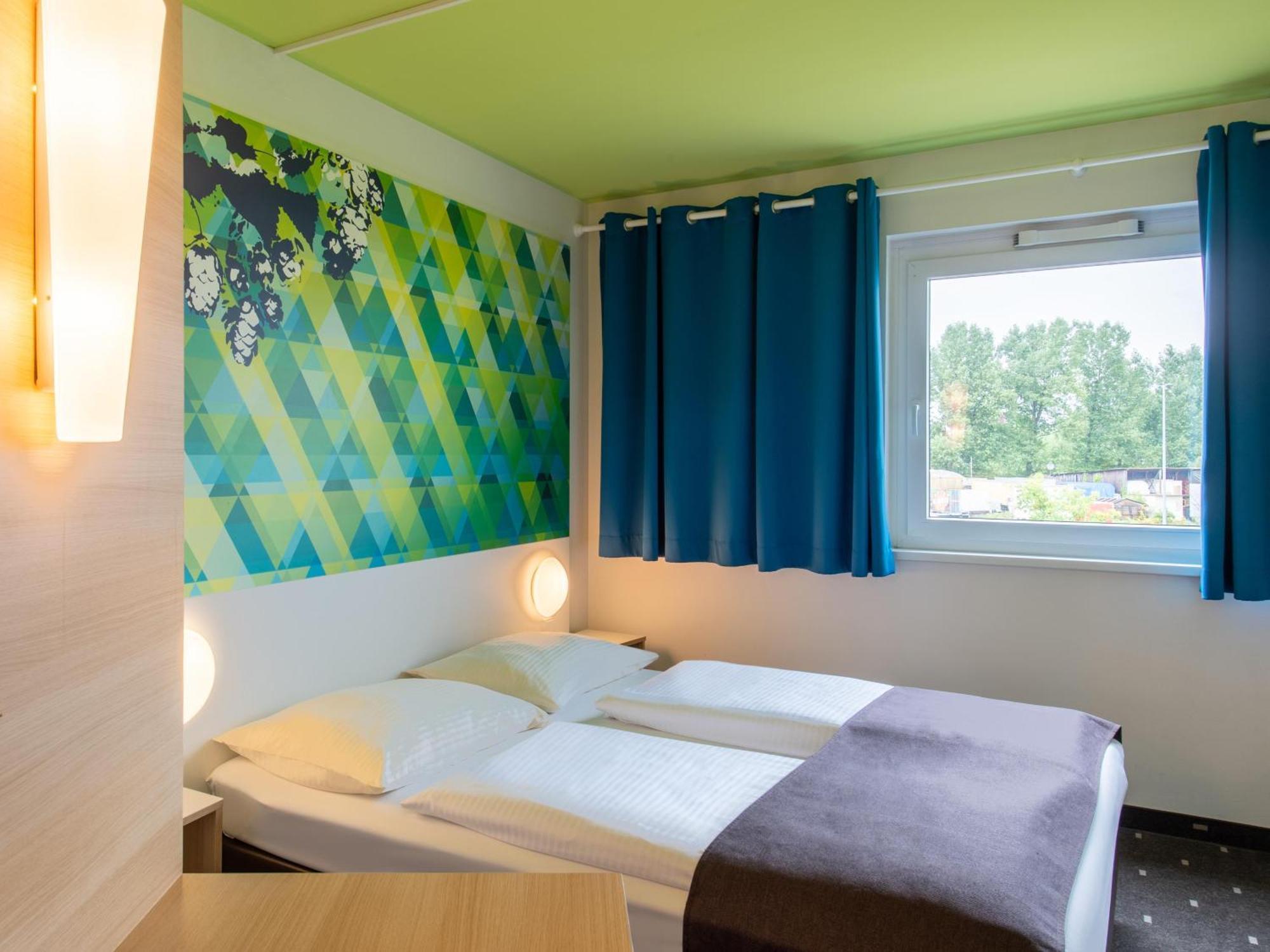 B&B Hotel Erlangen-Sued Extérieur photo