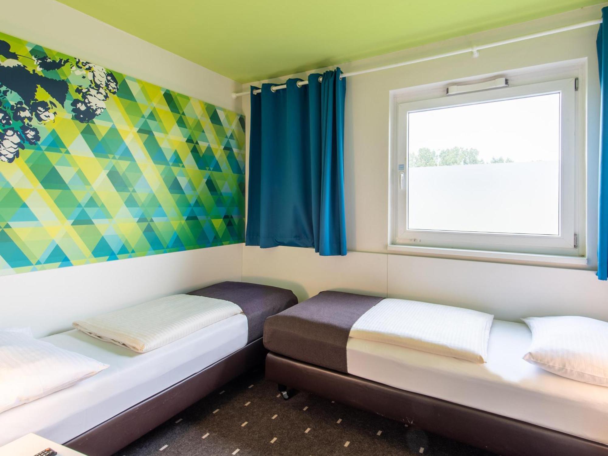 B&B Hotel Erlangen-Sued Extérieur photo