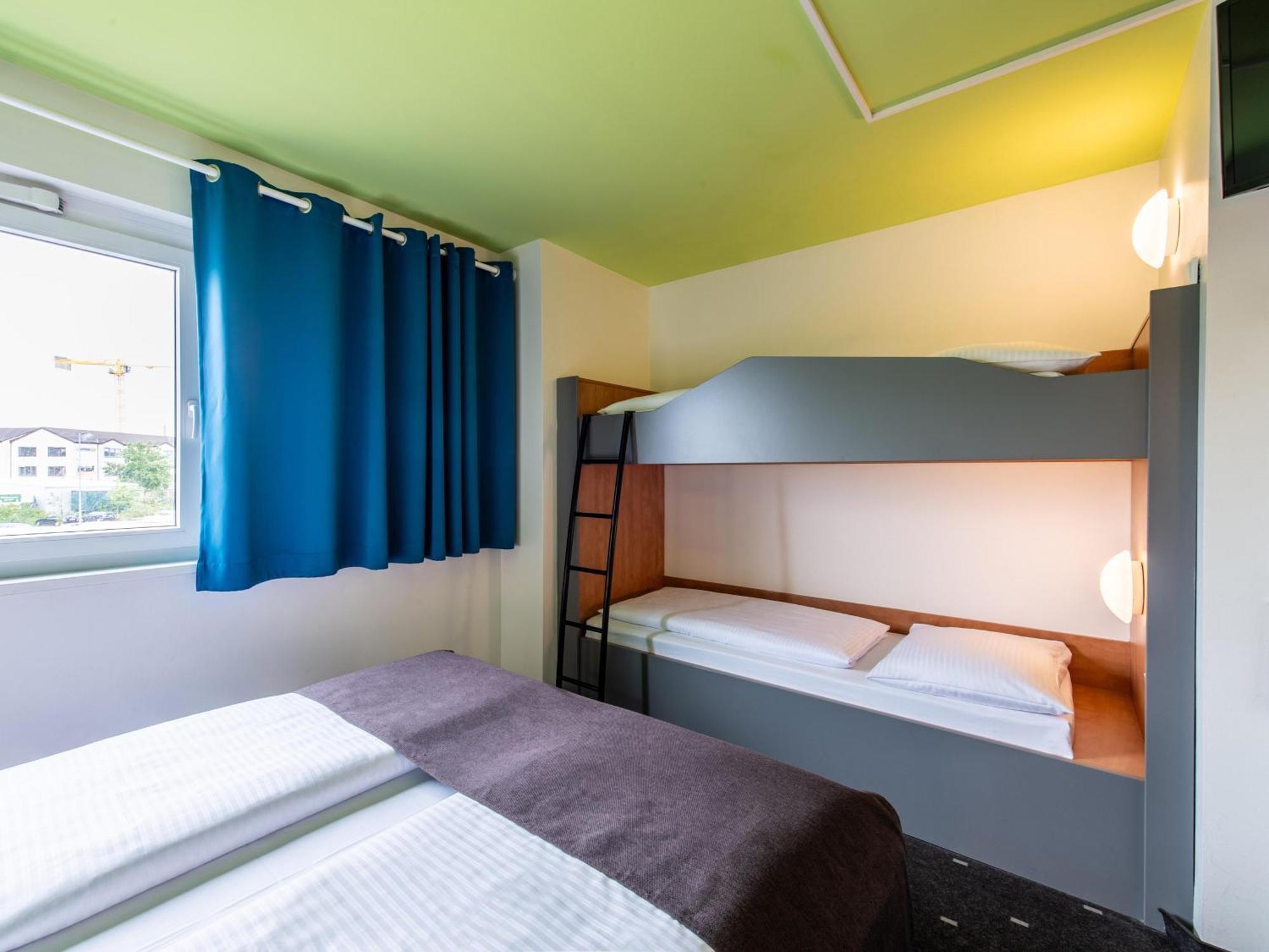 B&B Hotel Erlangen-Sued Extérieur photo