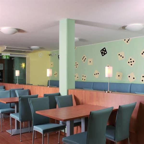 B&B Hotel Erlangen-Sued Extérieur photo